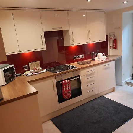 The Garden Flat * Windermere
